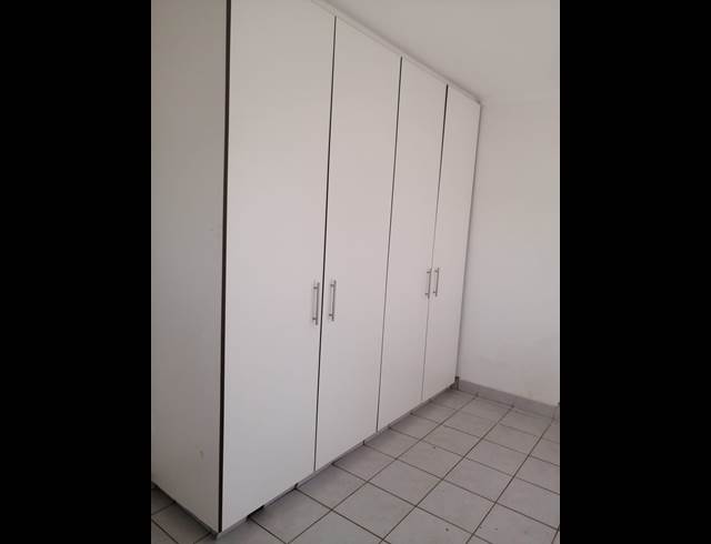 1 bed property to rent in GREENWOOD PARK