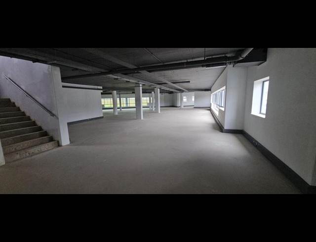 BUSINESS PROPERTY TO RENT IN VORNA VALLEY