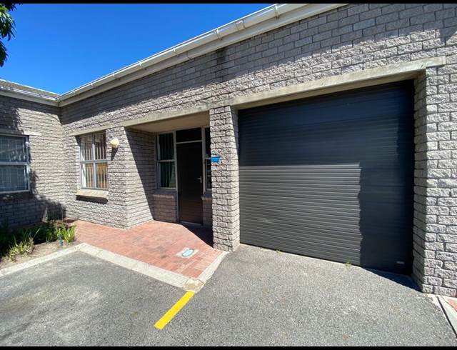207M² WAREHOUSE TO LET IN BELLVILLE CENTRAL