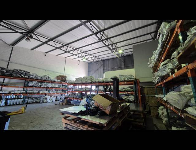 409M² WAREHOUSE TO LET IN CAPRICORN