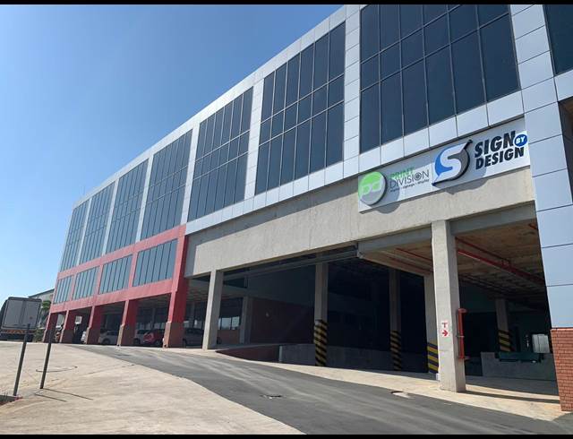 750M² WAREHOUSE TO LET IN RIVERHORSE VALLEY