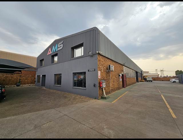 920M² WAREHOUSE TO LET IN ALRODE SOUTH