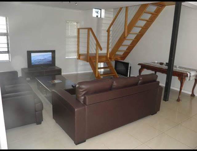 2 bed property to rent in REUNION PARK