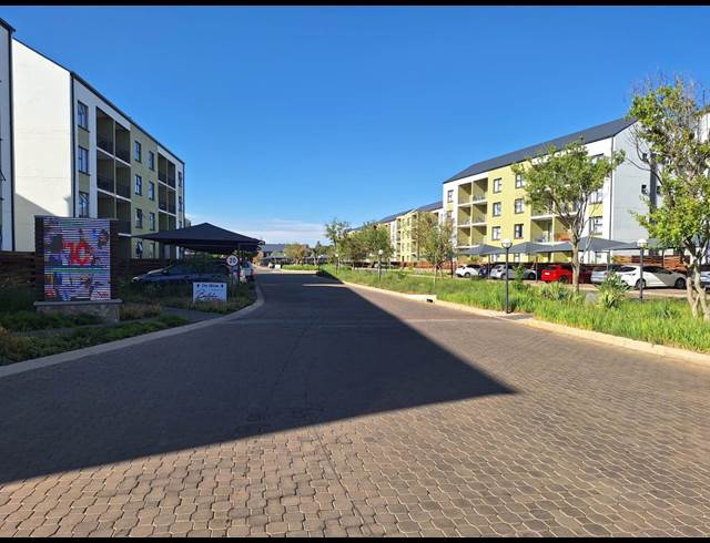 2 bed property to rent in SAVANNAH COUNTRY ESTATE