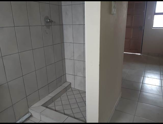 2 bed property to rent in ORLANDO EAST