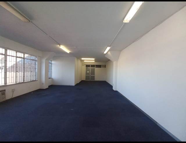 115M² BUSINESS TO LET IN GREYVILLE