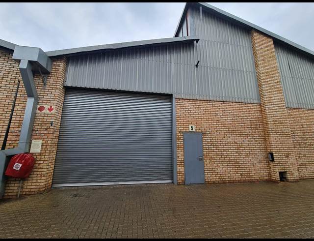268M² WAREHOUSE RENTED IN WADEVILLE