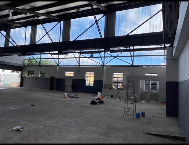 401M² WAREHOUSE TO LET IN CLAREMONT