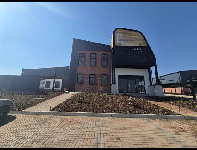 2,542.20M² WAREHOUSE TO LET IN RIVERSANDS
