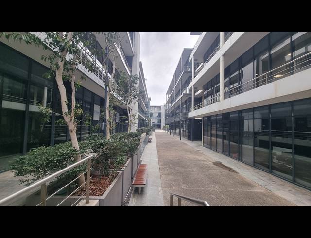 5,141M² OFFICE TO LET IN WOODSTOCK