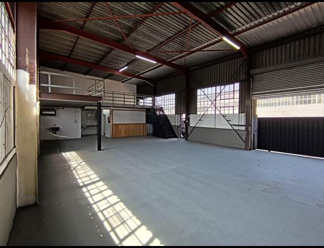 265M² WAREHOUSE TO LET IN WESTMEAD