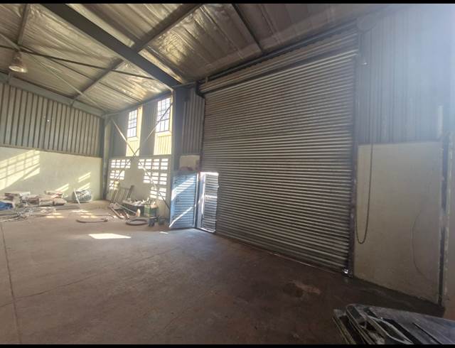 478M² WAREHOUSE TO LET IN DENVER
