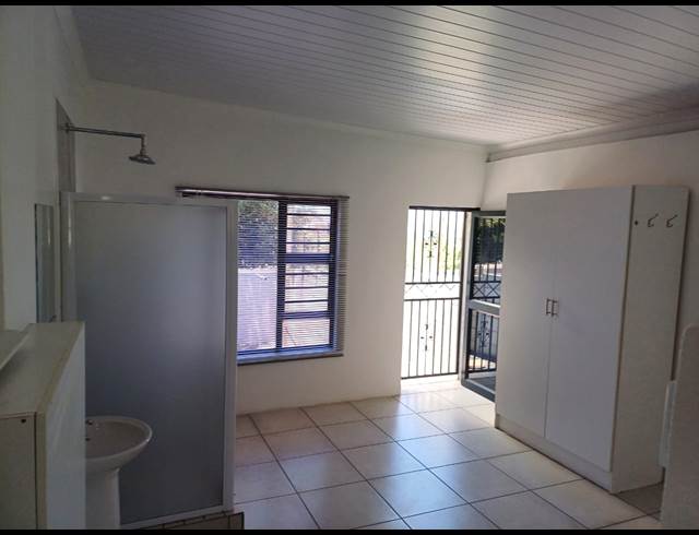 1 bed property to rent in BERGSIG