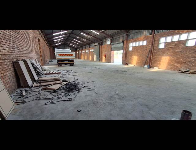 1,700M² BUILDING TO LET IN BENONI SOUTH