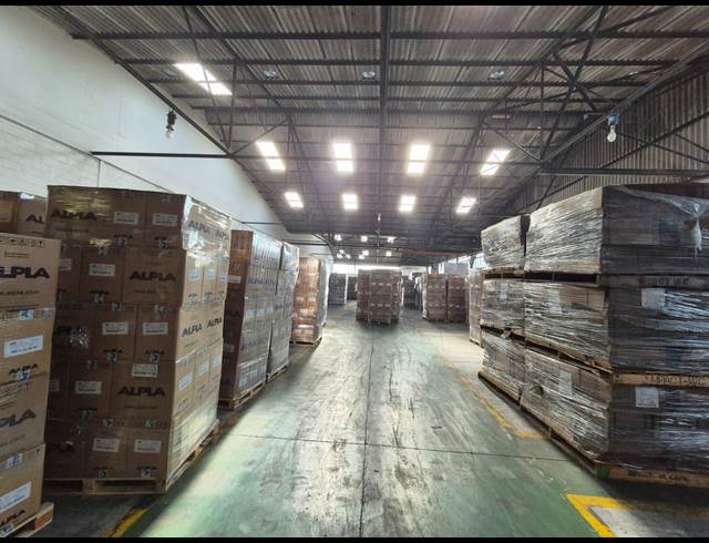 1,240M² WAREHOUSE TO LET IN PAROW INDUSTRIAL
