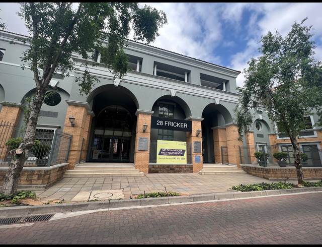 411M² OFFICE TO LET IN ILLOVO