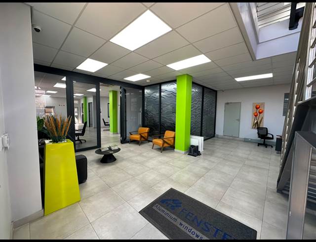 3,456.80M² WAREHOUSE TO LET IN COSMO BUSINESS PARK
