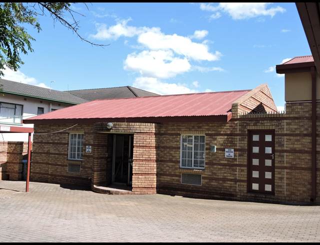 100M² OFFICE RENTED IN NELSPRUIT CENTRAL
