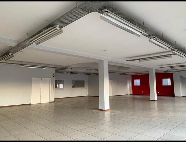1,600M² WAREHOUSE RENTED IN MEADOWDALE