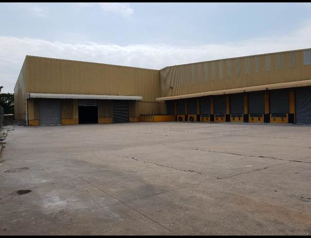 4,987M² WAREHOUSE TO LET IN JACOBS