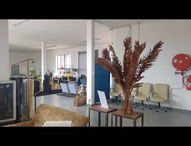 500M² BUSINESS TO LET IN WOODSTOCK