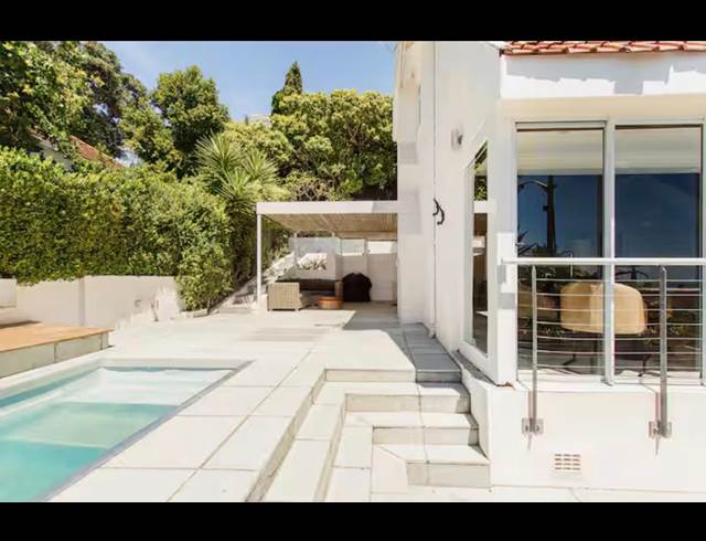 2 BEDROOM DETACHED TO LET IN GREEN POINT
