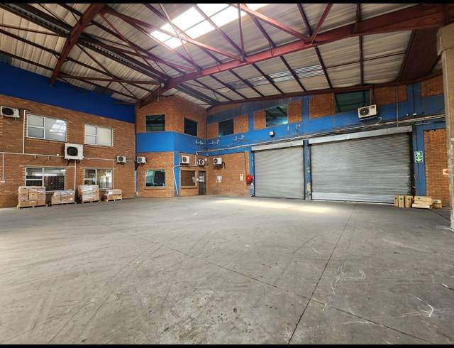 8,000M² WAREHOUSE TO LET IN JUPITER