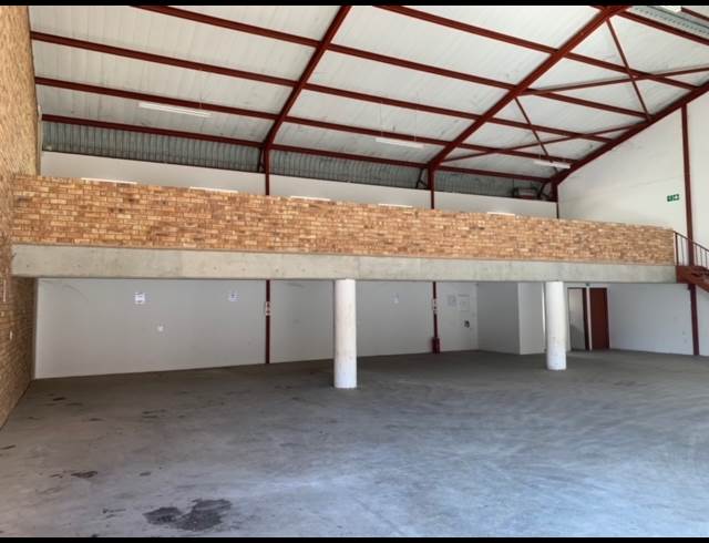 346M² WAREHOUSE TO LET IN NELSPRUIT INDUSTRIAL