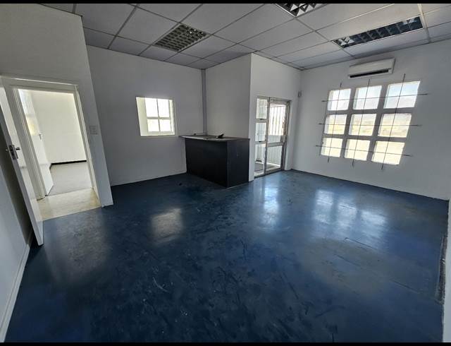 2,356M² WAREHOUSE TO LET IN EPPING INDUSTRIAL