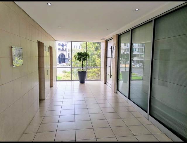 138M² OFFICE TO LET IN TYGER VALLEY