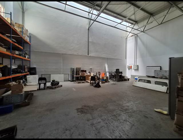 250M² WAREHOUSE TO LET IN ALLANDALE