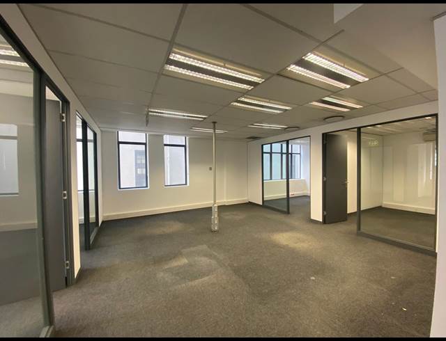340M² OFFICE TO LET IN CAPE TOWN CITY CENTRE