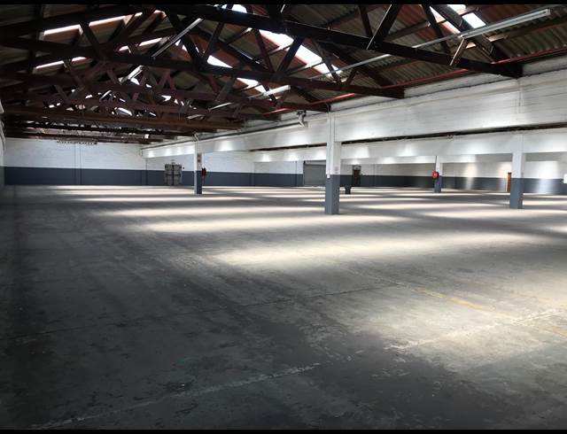 2,163M² WAREHOUSE TO LET IN EPPING INDUSTRIAL