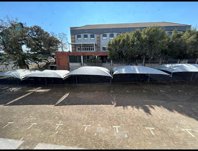 8,124M² WAREHOUSE TO LET IN HALFWAY HOUSE