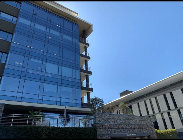 40M² SERVICED OFFICE TO LET IN SANDTON CENTRAL