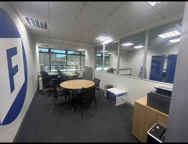 416M² BUILDING TO LET IN CAPE TOWN CITY CENTRE