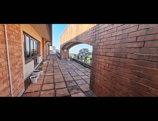 398.80M² OFFICE TO LET IN MUSGRAVE