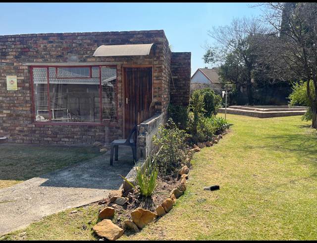 3 BEDROOM HOUSE TO LET IN NORKEM PARK