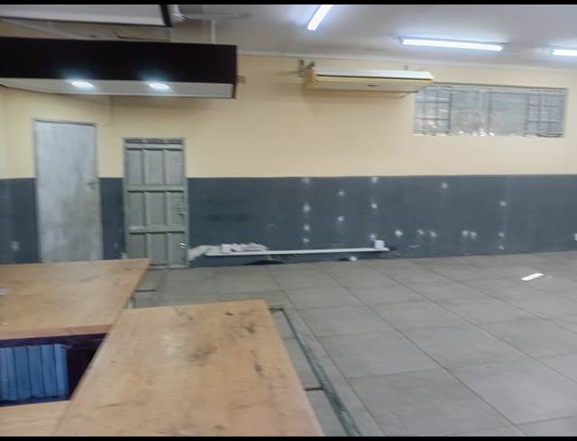 250M² RETAIL TO LET IN WHITE RIVER CENTRAL