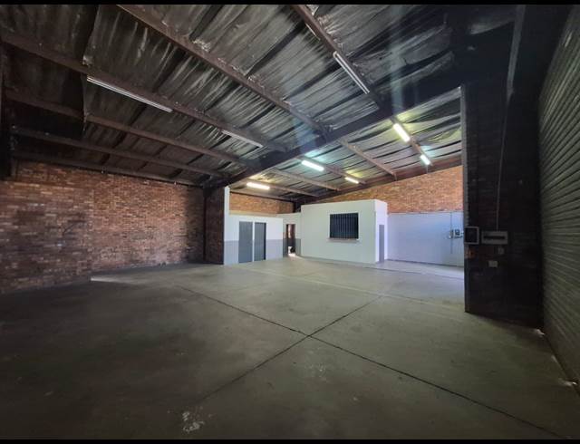 220M² WAREHOUSE TO LET IN ALRODE SOUTH