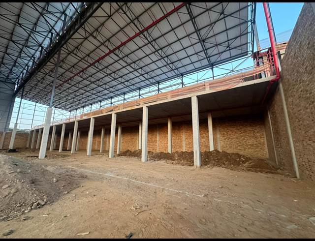 4,159M² WAREHOUSE TO LET IN NORTH RIDING