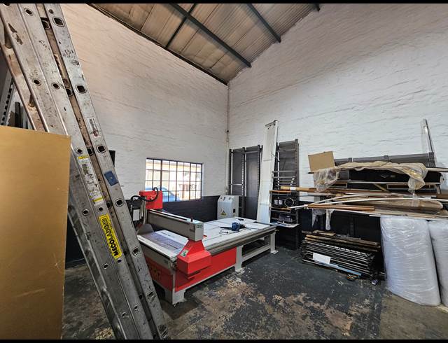 280M² MINI FACTORY TO LET IN KYA SANDS