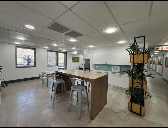 66.10M² OFFICE TO LET IN ROSEBANK