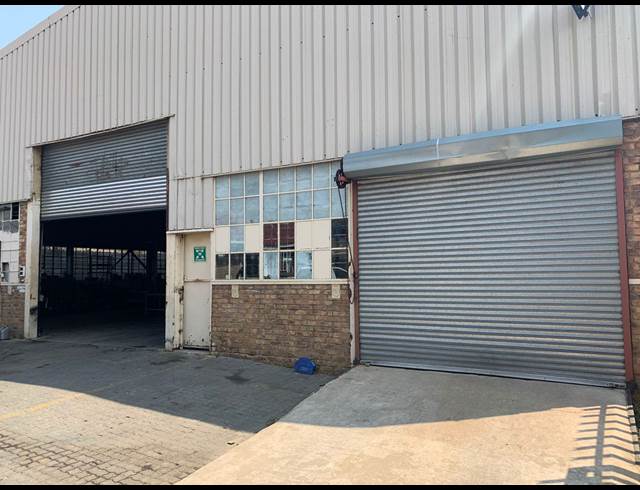 900M² WAREHOUSE TO LET IN KEW