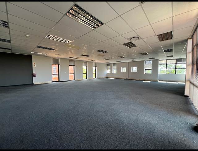 1,397.80M² OFFICE TO LET IN HIGHVELD
