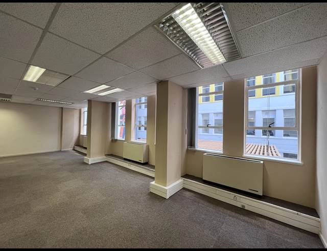 58M² OFFICE TO LET IN CAPE TOWN CITY CENTRE