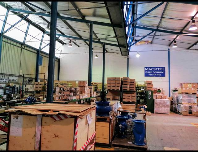 759.30M² WAREHOUSE TO LET IN BELLVILLE SOUTH INDUSTRIA