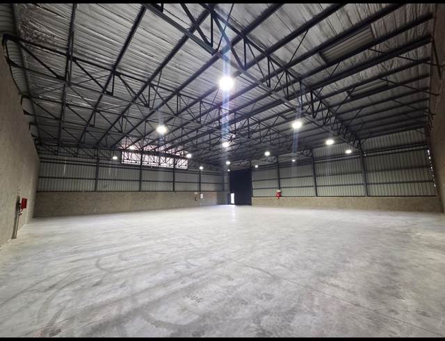 685M² WAREHOUSE TO LET IN MONTANA