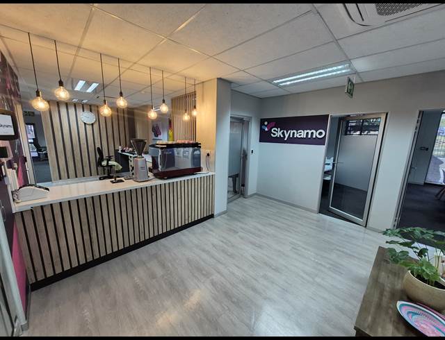 412M² OFFICE TO LET IN GREENSTONE HILL