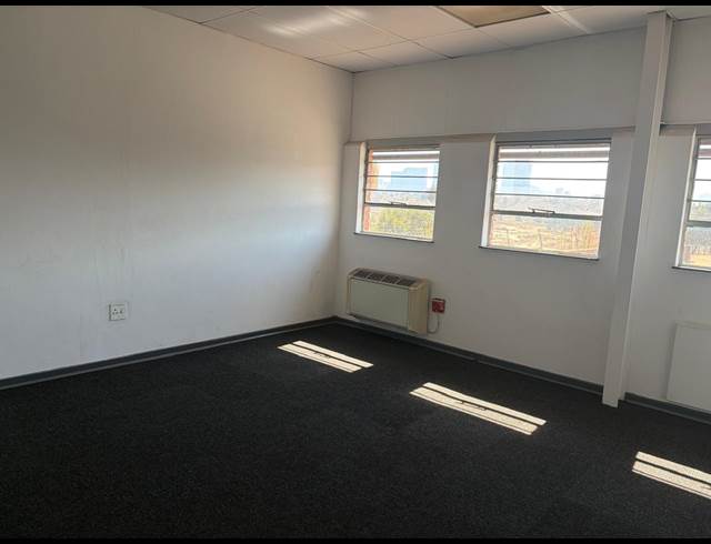 396M² WAREHOUSE TO LET IN CITY DEEP